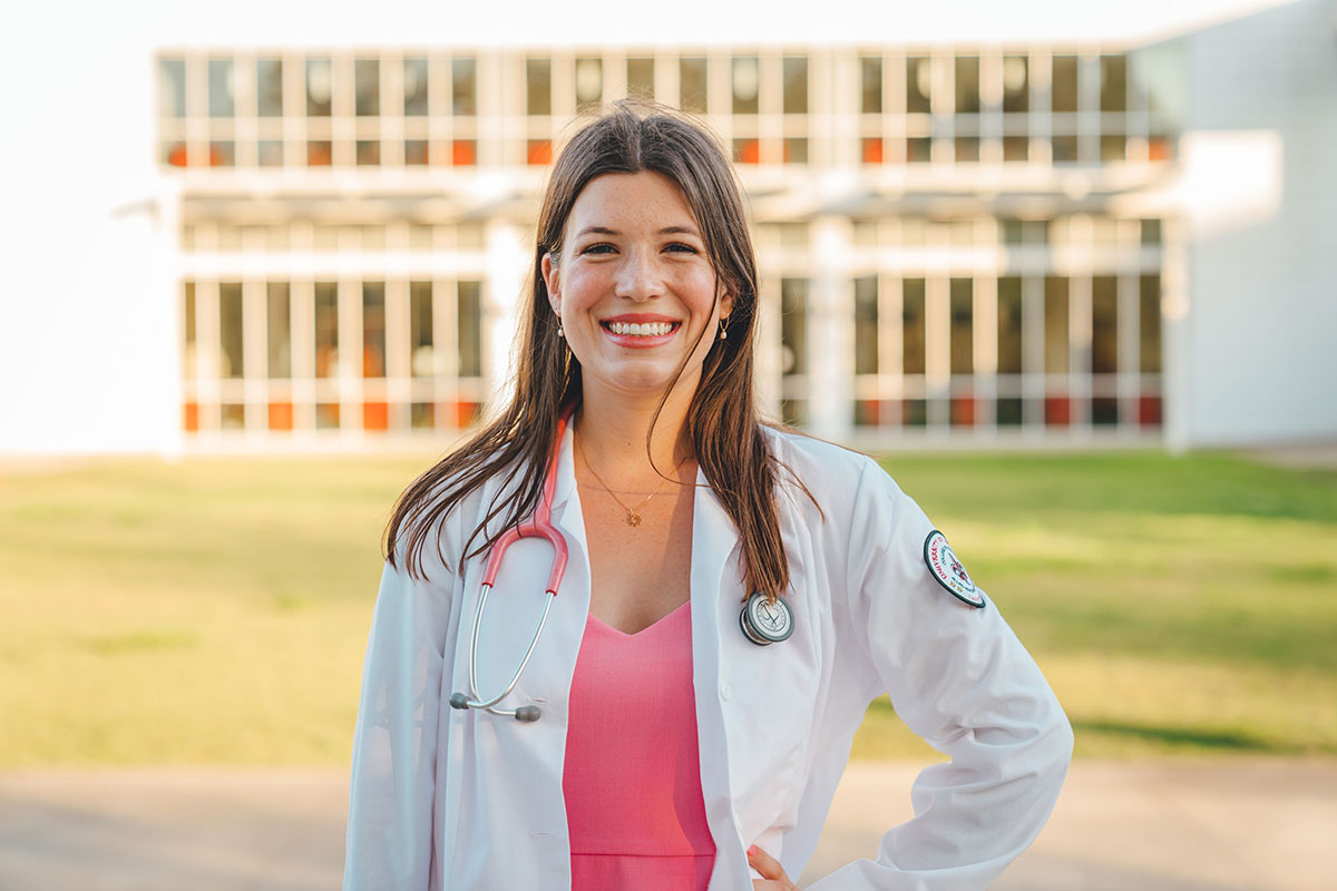 University of Louisiana at Lafayette nursing program graduate and professional RN Tea Minor