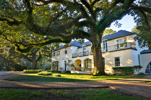Alumni Center