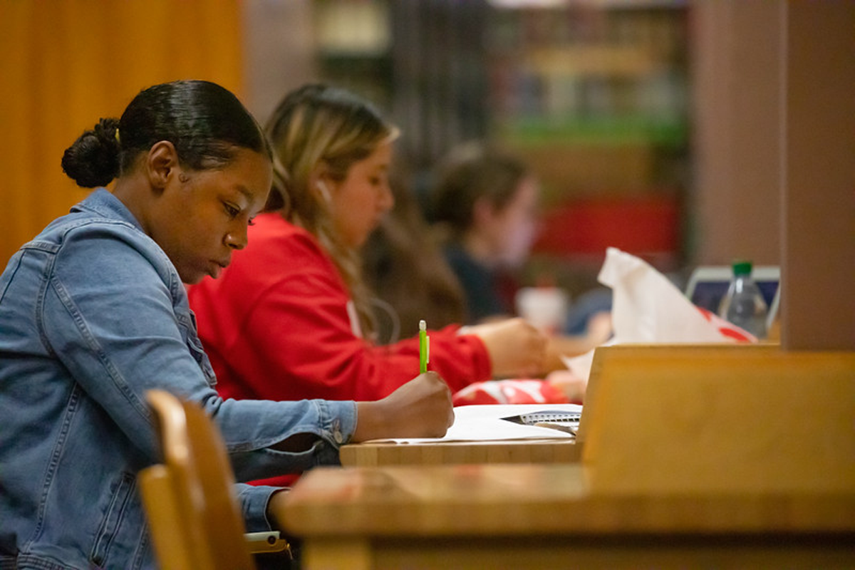 Students recognized for academic success on Fall 2023 President's, Dean's lists
