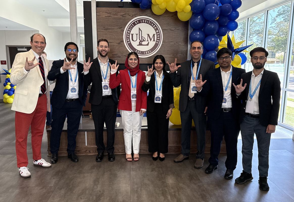 UL Lafayette's Pelican Cup third place winners along with staff.