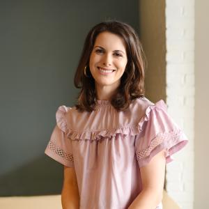 Portrait photograph of Justine Hebert