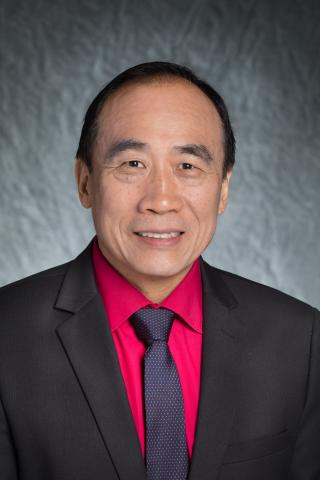 Dr. Daniel Gang