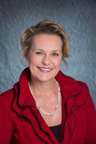 Headshot Dr. Deedra Harrington